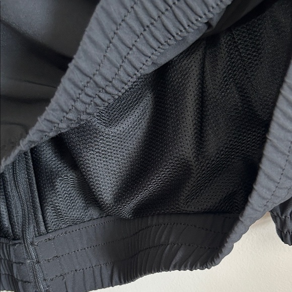 Jordan XL Dri-FIT Sport Light Women's Woven Jacket mesh underlay Black/Off-Noir - Picture 14 of 16